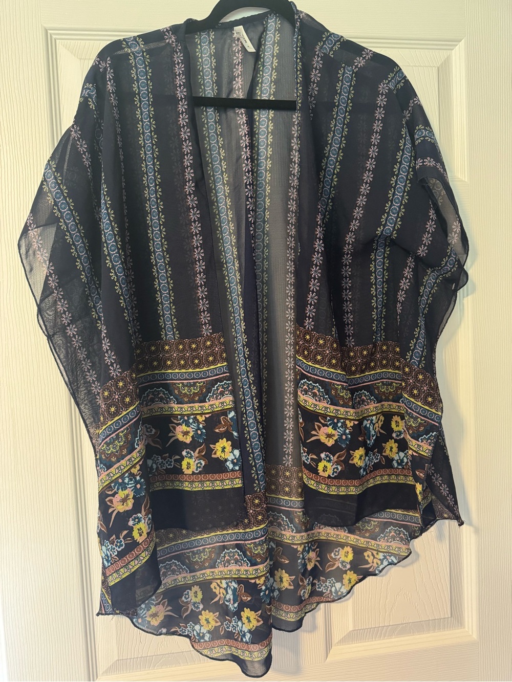 Live 4 Truth Navy Sheer Floral-Trim Kimono